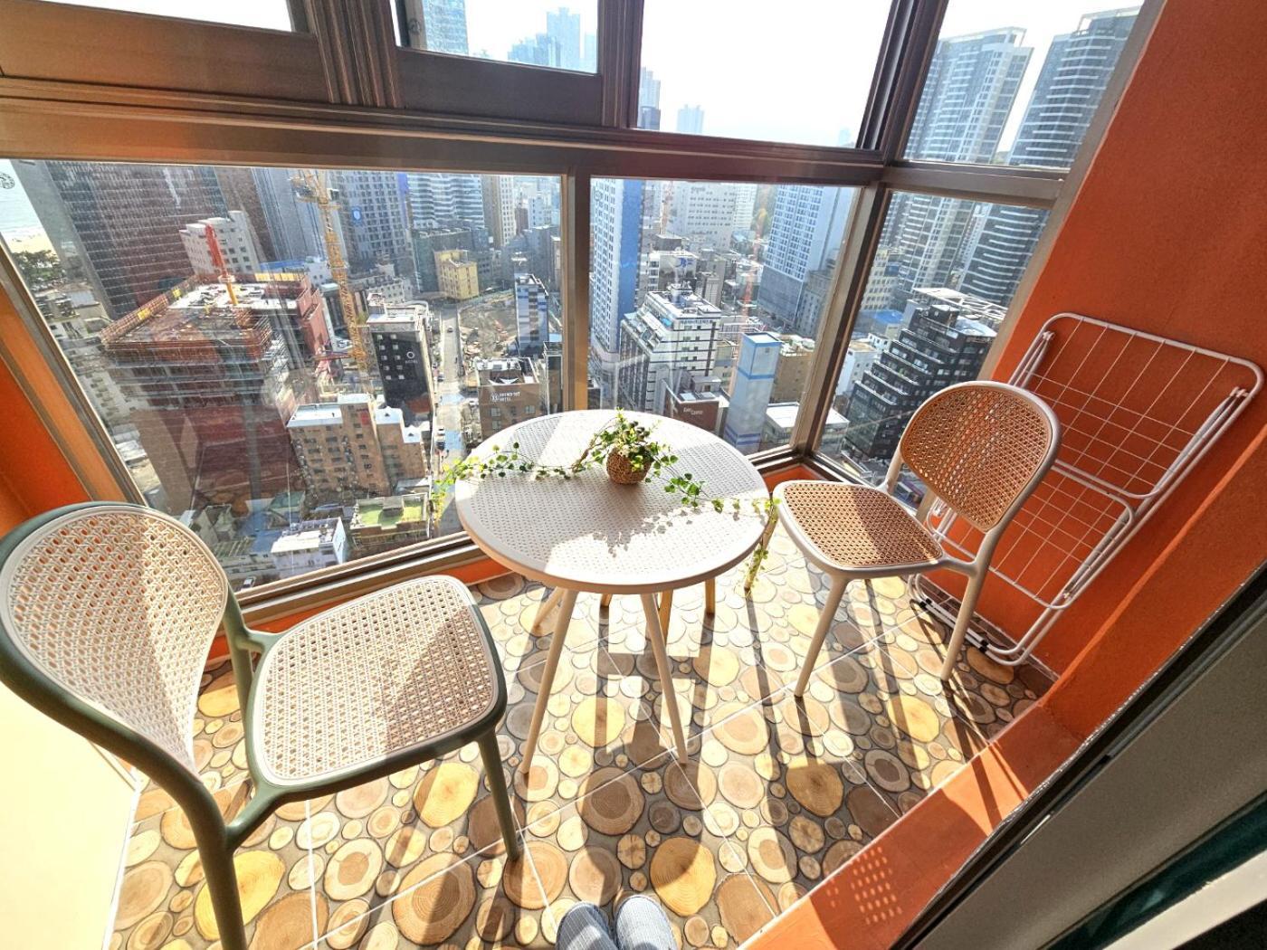 Raviens라비앙즈 Hotel Busan Bagian luar foto
