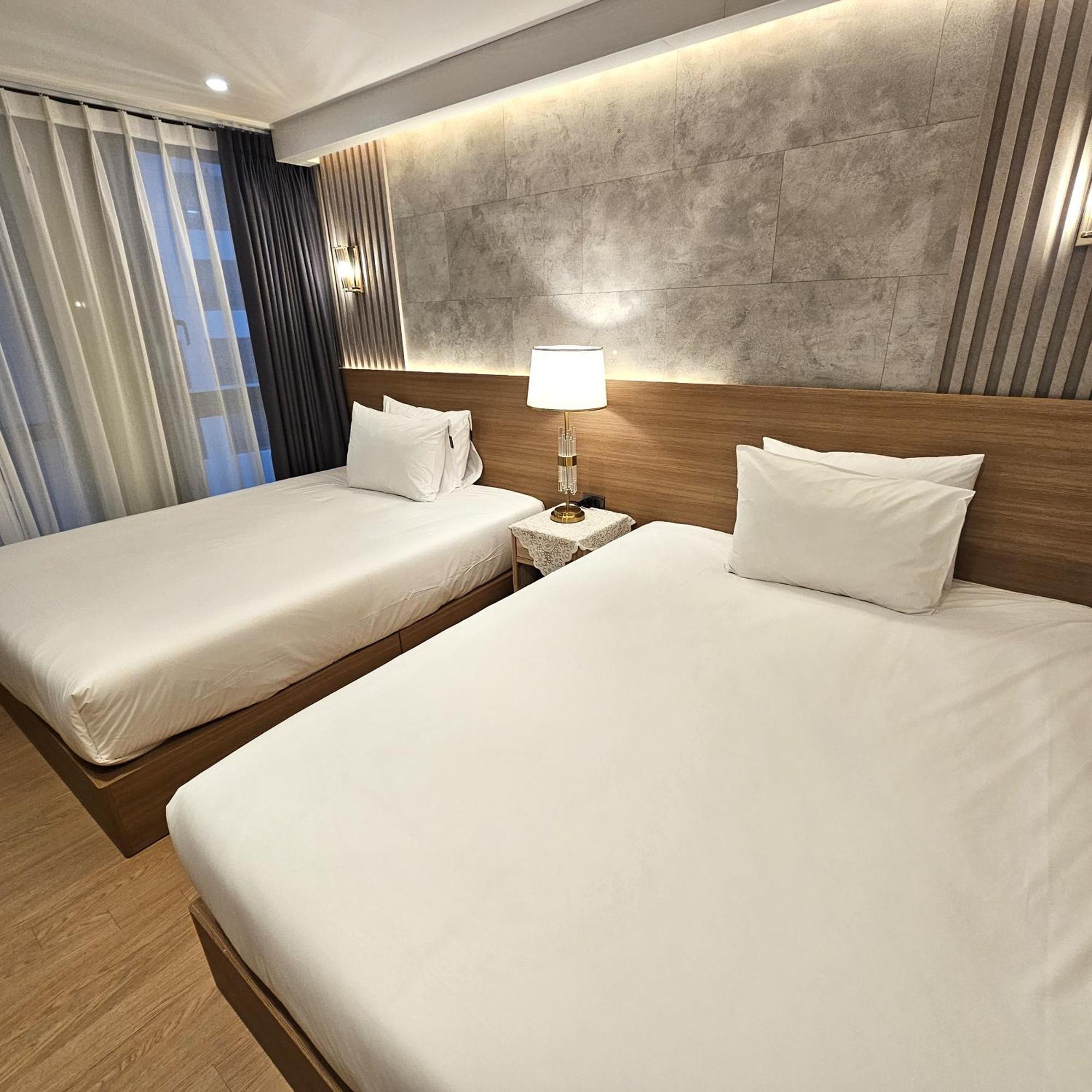 Raviens라비앙즈 Hotel Busan Bagian luar foto